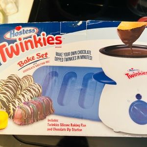 Hostess Twinkies Bake set
